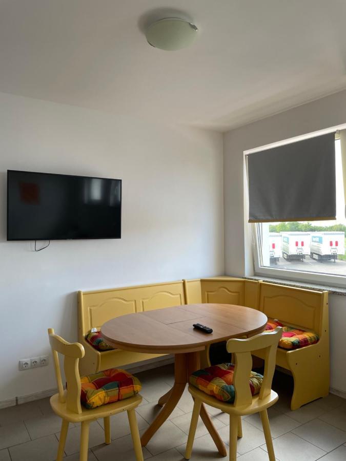Twt Motel Triptis Kültér fotó
