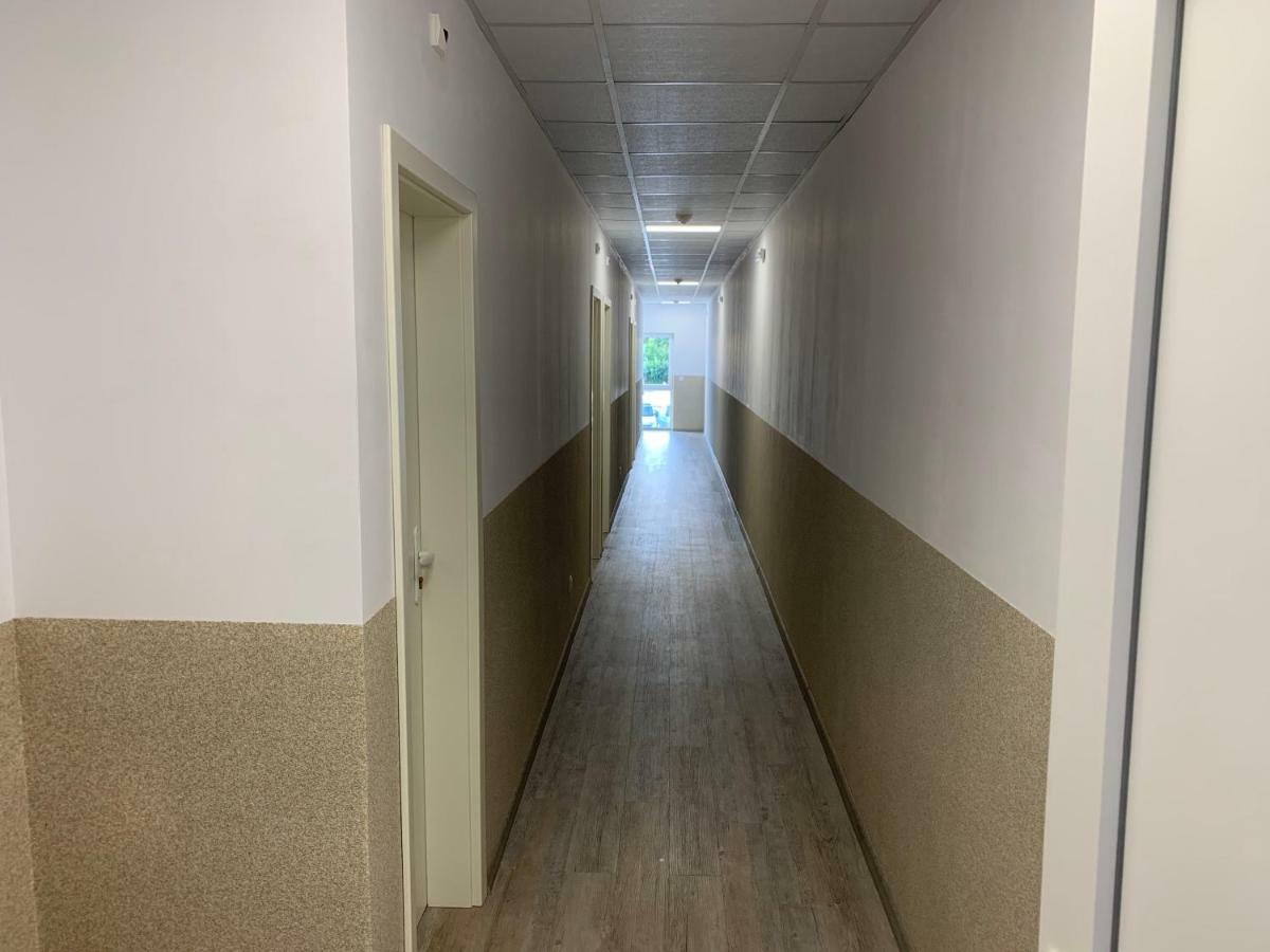 Twt Motel Triptis Kültér fotó